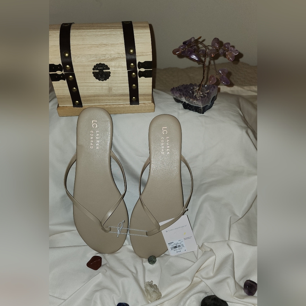 FLIP FLOP SANDAL - Picture 2 of 4